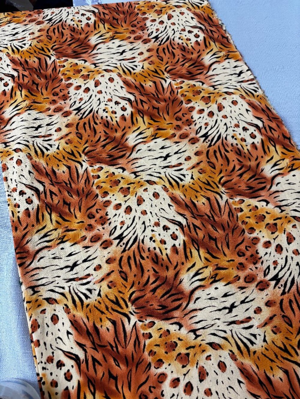 Leopard Animal Print Cotton Like Medium Weight Fabric – 1 Yard